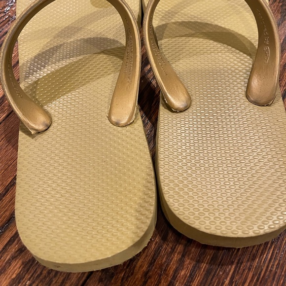 Gurus Gold Eco Friendly Natural Rubber Sandals - Picture 3 of 6